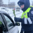 В Международный женский день сотрудники Госавтоинспекции поздравили автоледи с праздником - Топкинский округ