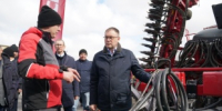 Илья Середюк: продолжаем помогать кузбасским аграриям выходить на новые рынки сбыта - Топкинский округ